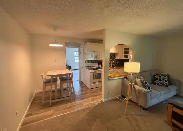 Property at 5875 E Iliff Ave #104, Denver, CO, 80222, 1 bed, 1 bath, [object Object]