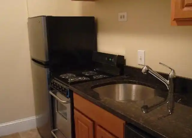 Property at 589 Beacon St Unit 5, Boston, MA, 02215, 1 bed, 1 bath, [object Object]