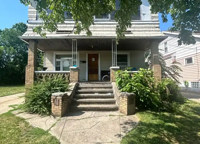 Property at 14301 Kingsford Ave Unit UP, Cleveland, OH, 44128, 2 beds, 1 bath, [object Object]