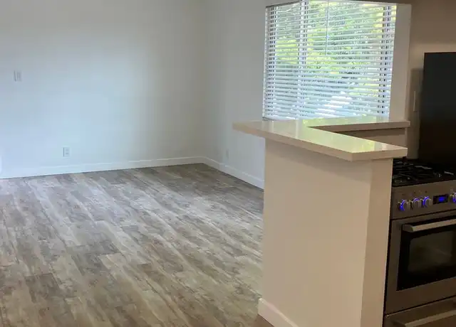 Property at 12706 Venice Blvd Unit 29, Los Angeles, CA, 90066, 1 bed, 1 bath, [object Object]