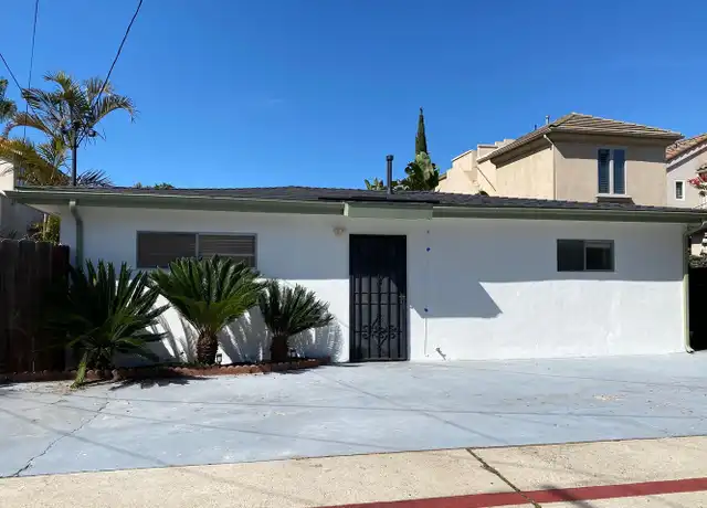 Property at 223 I Ave, Coronado, CA, 92118, 2 beds, 1 bath, [object Object]