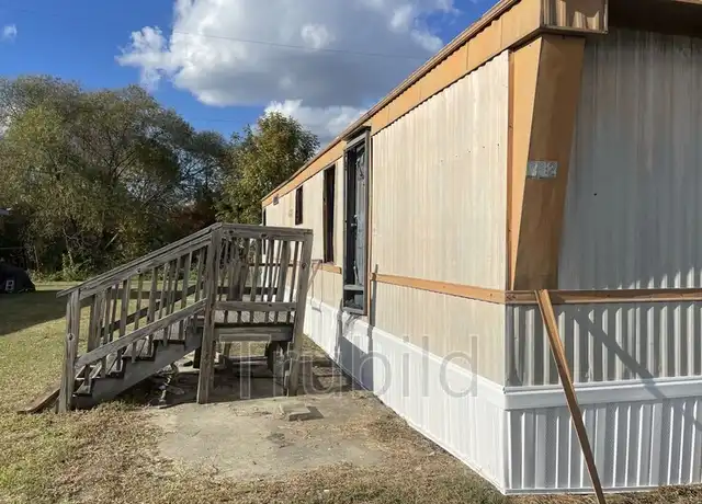 Property at 111 Lyons Ln, Tarboro, NC, 27886, 2 beds, 1 bath, [object Object]