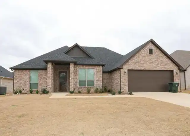 Property at 11747 Jayden Ln, Tyler, TX, 75703, 3 beds, 2 baths, [object Object]