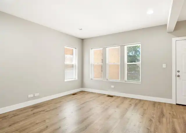 Property at 5731 N Washtenaw Ave, Chicago, IL, 60659, 4 beds, 2 baths, [object Object]