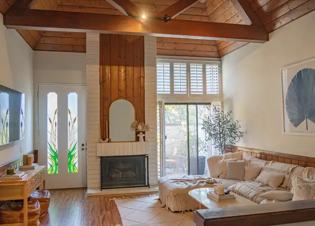 Property at 4507 Alla Rd #6, Marina del Rey, CA, 90292, 2 beds, 2 baths, [object Object]
