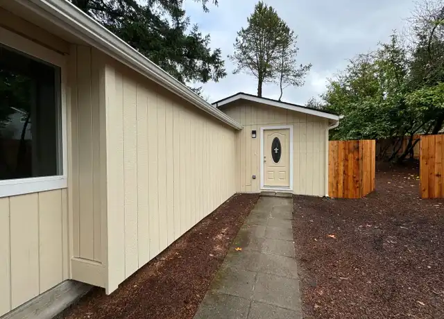 Property at 10054 SW 35th Ave, Portland, OR, 97219, 3 beds, 2 baths, [object Object]
