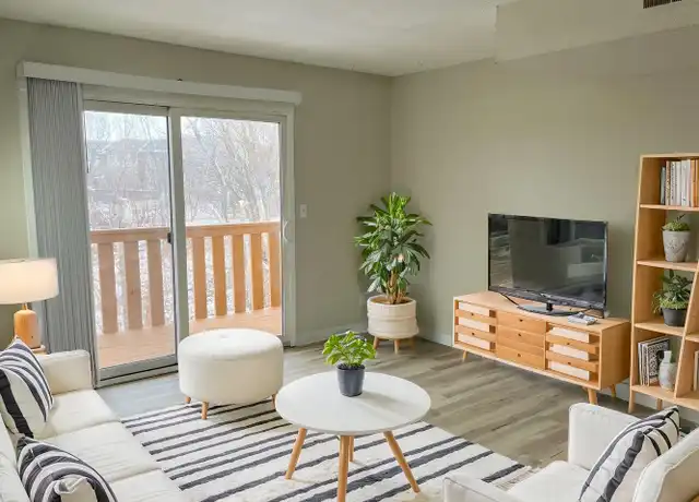 Property at 1600 NW Pine Rd Unit 1740, Ankeny, IA, 50023, 2 beds, 1 bath, [object Object]