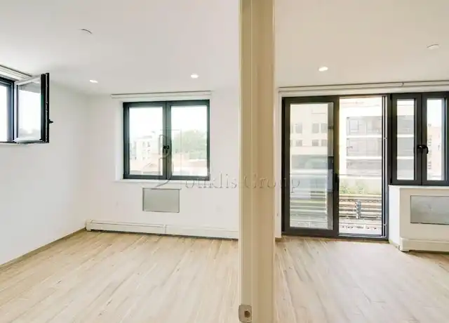 Property at 30-79 31st St Unit 2F, Queens, NY, 11102, 1 bed, 1 bath, [object Object]