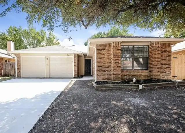 Property at 312 Valley Spring Dr, Arlington, TX, 76018, 3 beds, 2 baths, [object Object]