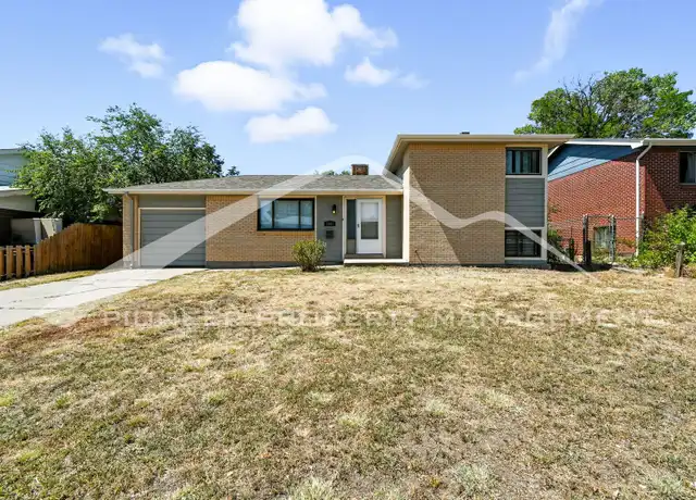 Property at 3207 Carson St, Aurora, CO, 80011, 3 beds, 2 baths, [object Object]