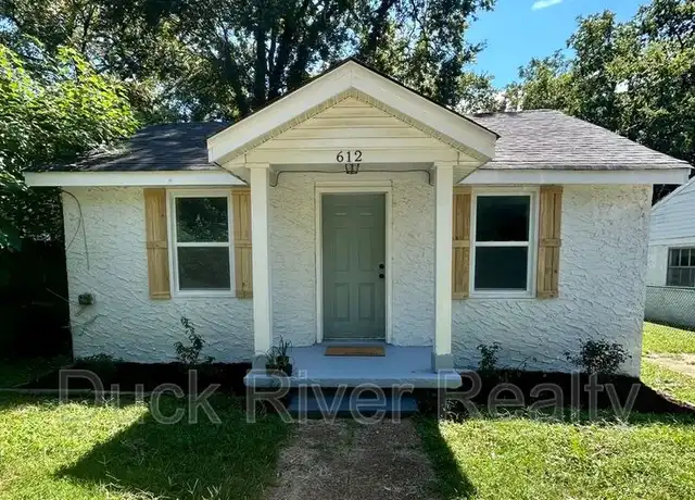 Property at 612 Midway Ave, Columbia, TN, 38401, 2 beds, 1 bath, [object Object]