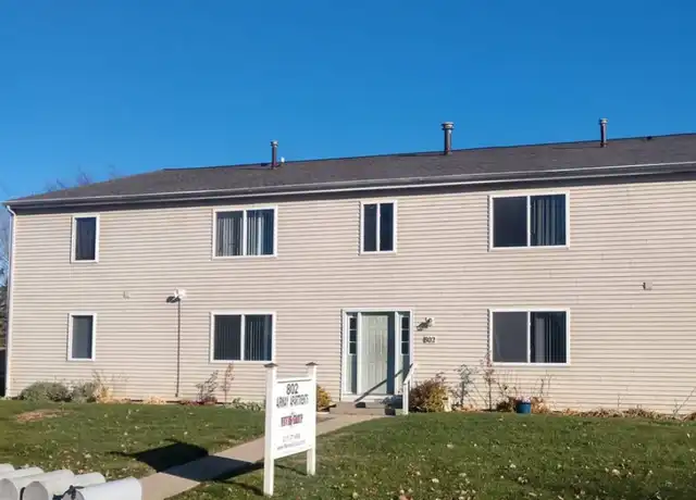 Property at 802 Hartwell Dr Unit H, Savoy, IL, 61874, 2 beds, 1 bath, [object Object]