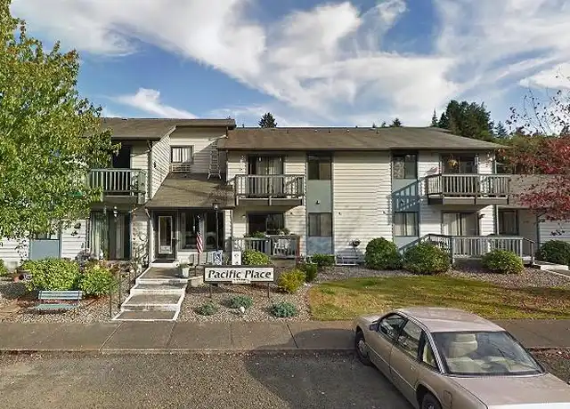Property at 208 Central Ave, South Bend, WA, 98586, 1 bed, 1 bath, [object Object]