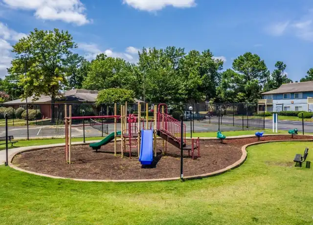 Property at 6371 Winchester Rd #4, Memphis, TN, 38115, 2 beds, 1 bath, [object Object]
