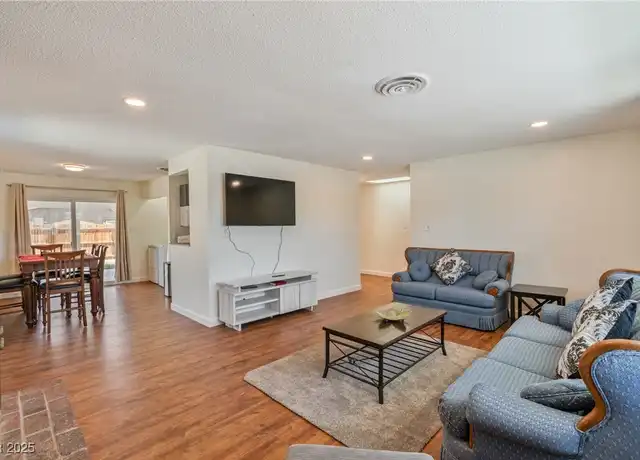 Property at 3896 Commanche Ave, Las Vegas, NV, 89121, 4 beds, 2 baths, [object Object]