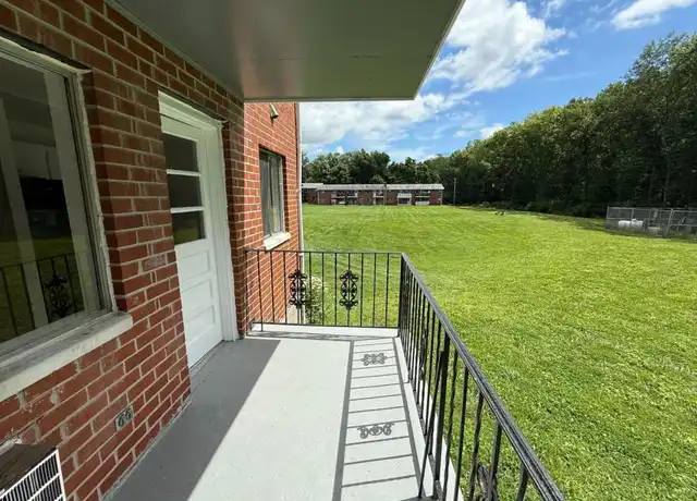 Property at 39 Rome Ave, Bedford Hills, NY, 10507, 1 bed, 1 bath, [object Object]