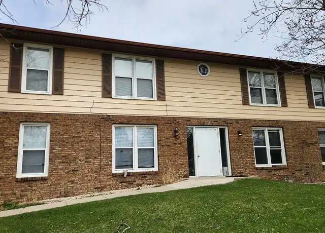 Property at 1036 Meadow St, Watertown, WI, 53094, 2 beds, 1 bath, [object Object]