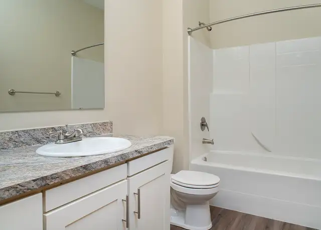 Photo of 9202 176th St E, Puyallup, WA 98375