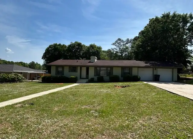Property at 106 Spruce St, Enterprise, AL, 36330, 3 beds, 2 baths, [object Object]