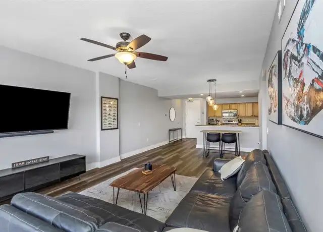 Property at 1108 N Franklin St, Tampa, FL, 33602, 1 bed, 1 bath, [object Object]