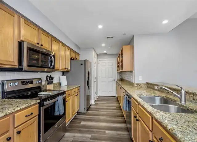 Property at 1108 N Franklin St, Tampa, FL, 33602, 1 bed, 1 bath, [object Object]