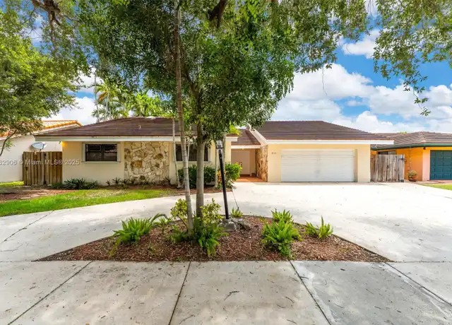 Property at 8131 SW 90th Ave, Miami, FL, 33173, 4 beds, 2.5 baths, [object Object]