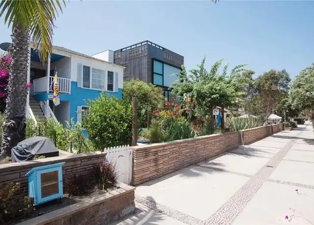 Property at 90 18th St Unit 90, Hermosa Beach, CA, 90254, 2 beds, 1 bath, [object Object]
