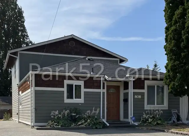 Property at 808 S Oxford St, Tacoma, WA, 98465, 4 beds, 2 baths, [object Object]