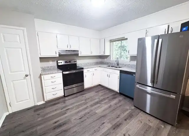 Property at 9080 Homewood Dr, Riverdale, GA, 30274, 1 bed, 1 bath, [object Object]