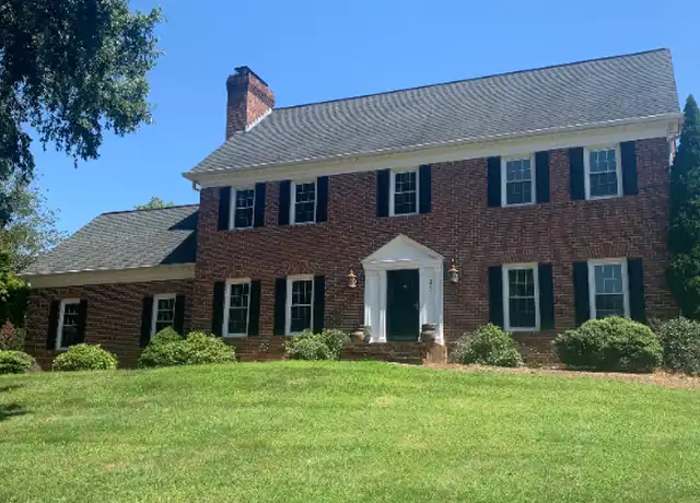 Property at 377 44th Avenue Dr NW, Hickory, NC, 28601, 4 beds, 2.5 baths, [object Object]