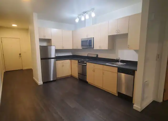 Property at 5216 Brooklyn Ave NE Unit 105, Seattle, WA, 98105, 1 bed, 1 bath, [object Object]