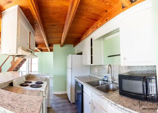 Property at 6606 Knickerbocker Rd, San Angelo, TX, 76904, 1 bed, 1.5 baths, [object Object]