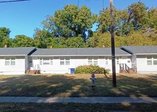 Property at 239 Choate St, Portsmouth, VA, 23707, 3 beds, 1 bath, [object Object]