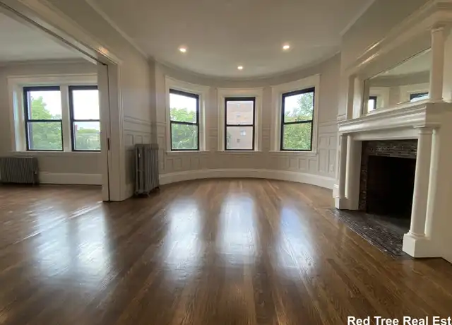Property at 1855 Beacon St Unit 3, Brookline, MA, 02445, 3 beds, 1 bath, [object Object]