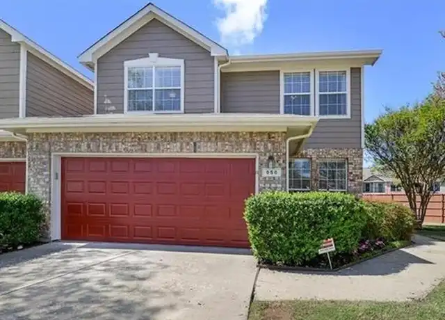 Property at 956 Avondale Ln, Plano, TX, 75025, 3 beds, 2.5 baths, [object Object]