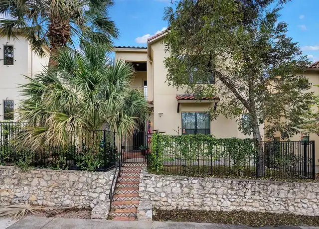 Property at 246 Brahan Blvd, San Antonio, TX, 78215, 4 beds, 3.5 baths, [object Object]