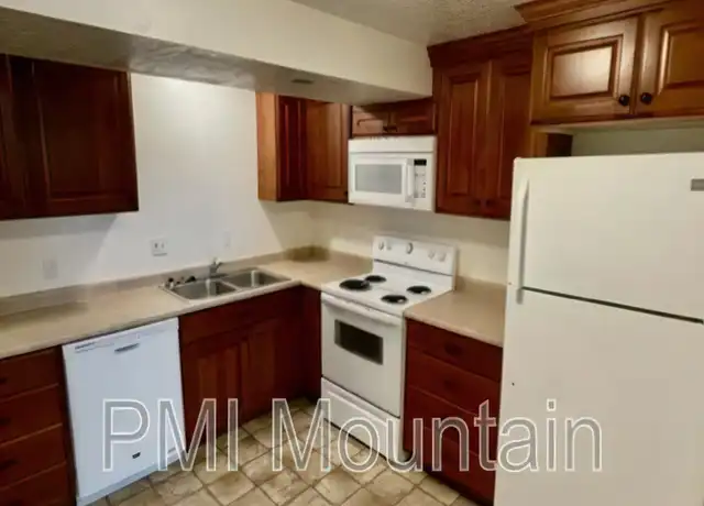 Property at 2007 Nevada Cir, Provo, UT, 84606, 2 beds, 1 bath, [object Object]
