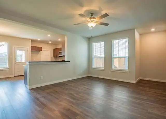 Property at 720 Wheatfield Dr, Venus, TX, 76084, 3 beds, 2.5 baths, [object Object]
