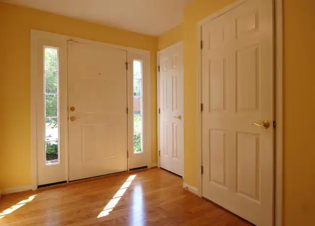 Property at 20433 Doncaster Ter, Sterling, VA, 20165, 3 beds, 2.5 baths, [object Object]