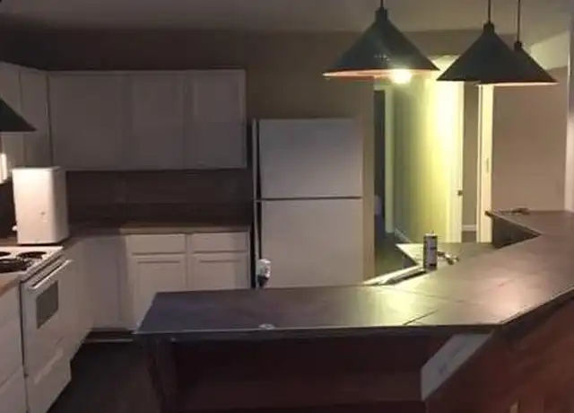 Property at 1026 S Bear Creek Rd, Dickson, TN, 37055, 2 beds, 1 bath, [object Object]