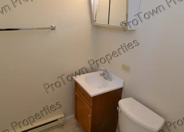 Property at 125 Hunter Ave, Joliet, IL, 60436, 4 beds, 1.5 baths, [object Object]