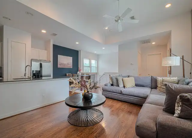 Property at 1140 Patterson St, Houston, TX, 77007, 2 beds, 2 baths, [object Object]