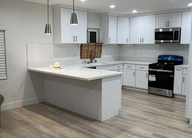 Photo of 710 6th St, Norco, CA 92860