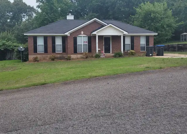 Property at 1012 Cedarview Cir, Hephzibah, GA, 30815, 3 beds, 2 baths, [object Object]
