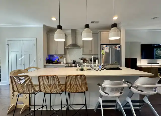 Property at 116 S Summit Ave, Charlotte, NC, 28208, 3 beds, 3.5 baths, [object Object]