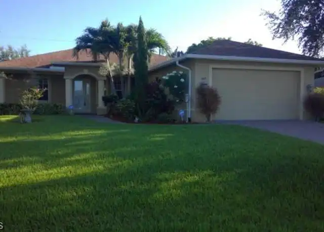 Property at 1009 SW 33rd Ter, Cape Coral, FL, 33914, 3 beds, 2 baths, [object Object]