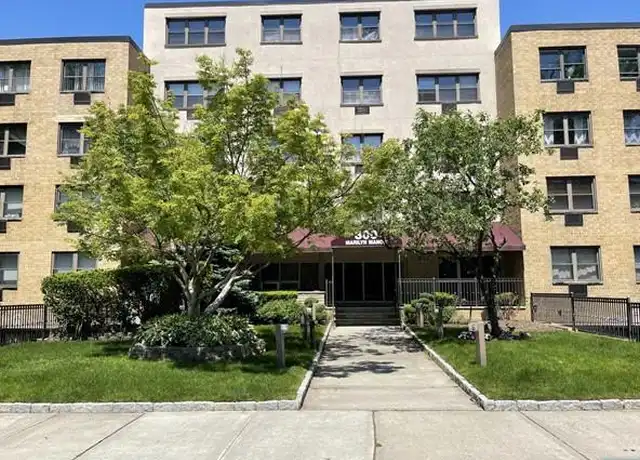 Property at 300 Lookout Ave Unit B6, Hackensack, NJ, 07601, 1 bed, 1 bath, [object Object]