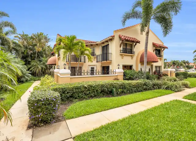 Property at 6 Uno Lago Dr, Juno Beach, FL, 33408, 2 beds, 2.5 baths, [object Object]