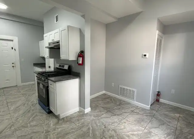 Property at 208 5th St Apt 1B, Elizabethport, NJ, 07206, 2 beds, 1 bath, [object Object]