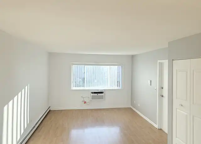 Property at 1309 S Sir Galahad Ln Unit 2B, Mt Prospect, IL, 60056, 2 beds, 1 bath, [object Object]